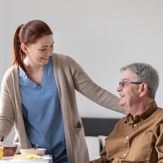 รับดูแลคนแก่ตามบ้าน - ศูนย์ส่งคนดูแลผู้สูงอายุ ผู้ป่วย-หิรัญรักบริบาล รับดูแลคนแก่ตามบ้าน - ศูนย์ส่งคนดูแลผู้สูงอายุ ผู้ป่วย-หิรัญรักบริบาล